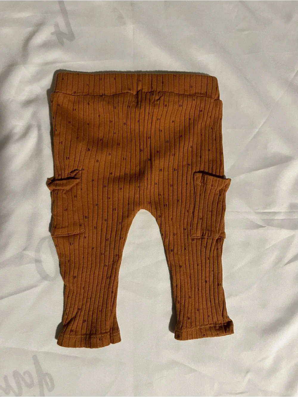 Rabbit + Bear Neutral Hooded Gauze Top with Rust Ribbed Leggings Size 3-6 Months
